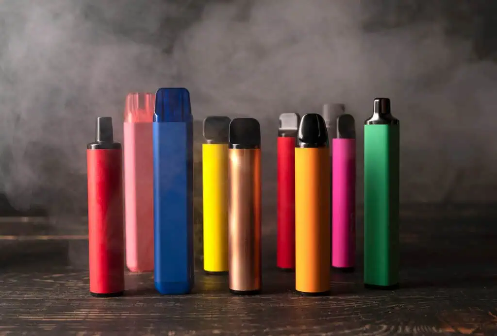 Vape descartables de colores, variedad de sabores y estilos en tienda Street Vape One.